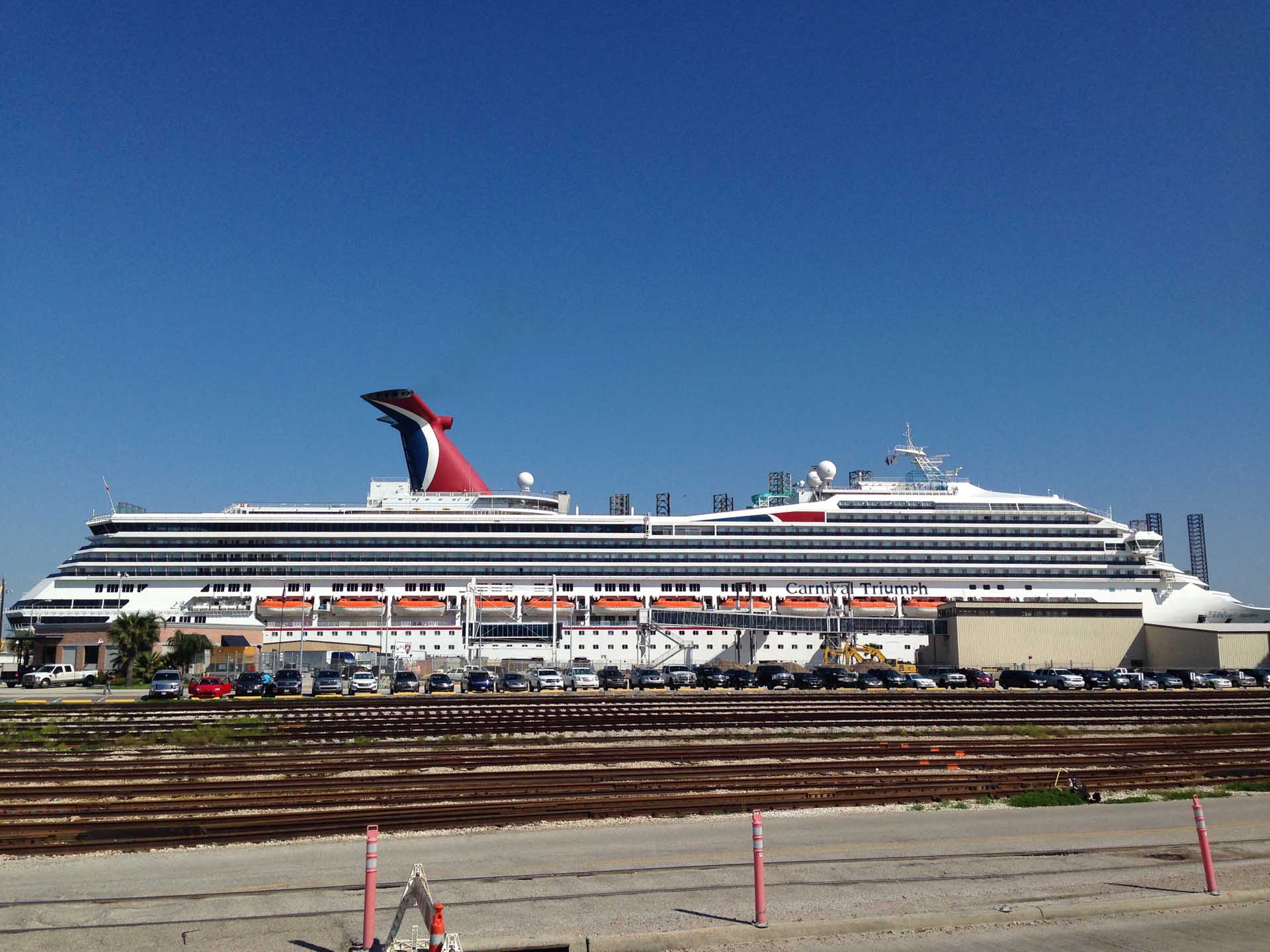 galveston hotel with cruise shuttle